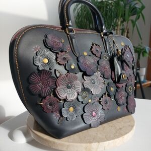 1941 Tea Rose Dakota limited edition rareNWOT Black oxblood multi brass hardware